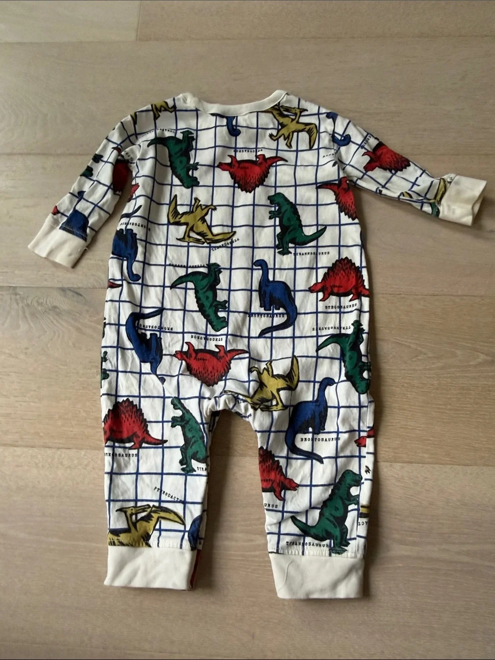 Hanna andersson sz 12-18 m Baby One-Piece Romper pajamas Multi-Color Dinosaurs